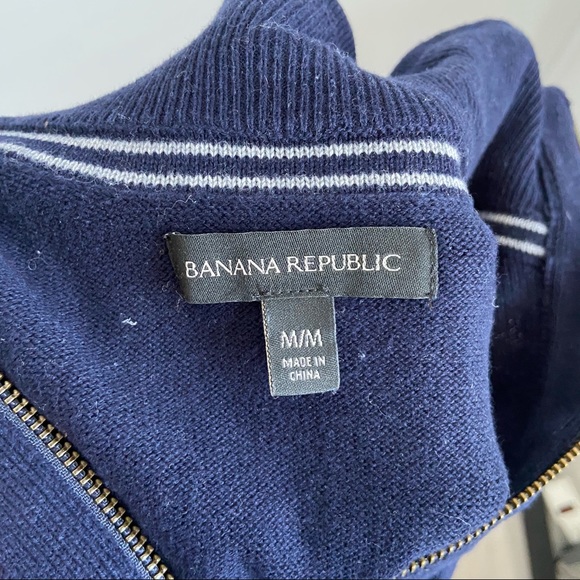 Banana Republic Sweater - Picture 4 of 4